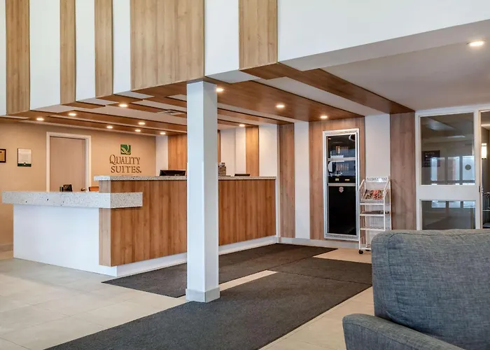 Quality Suites Ciudad de Quebec